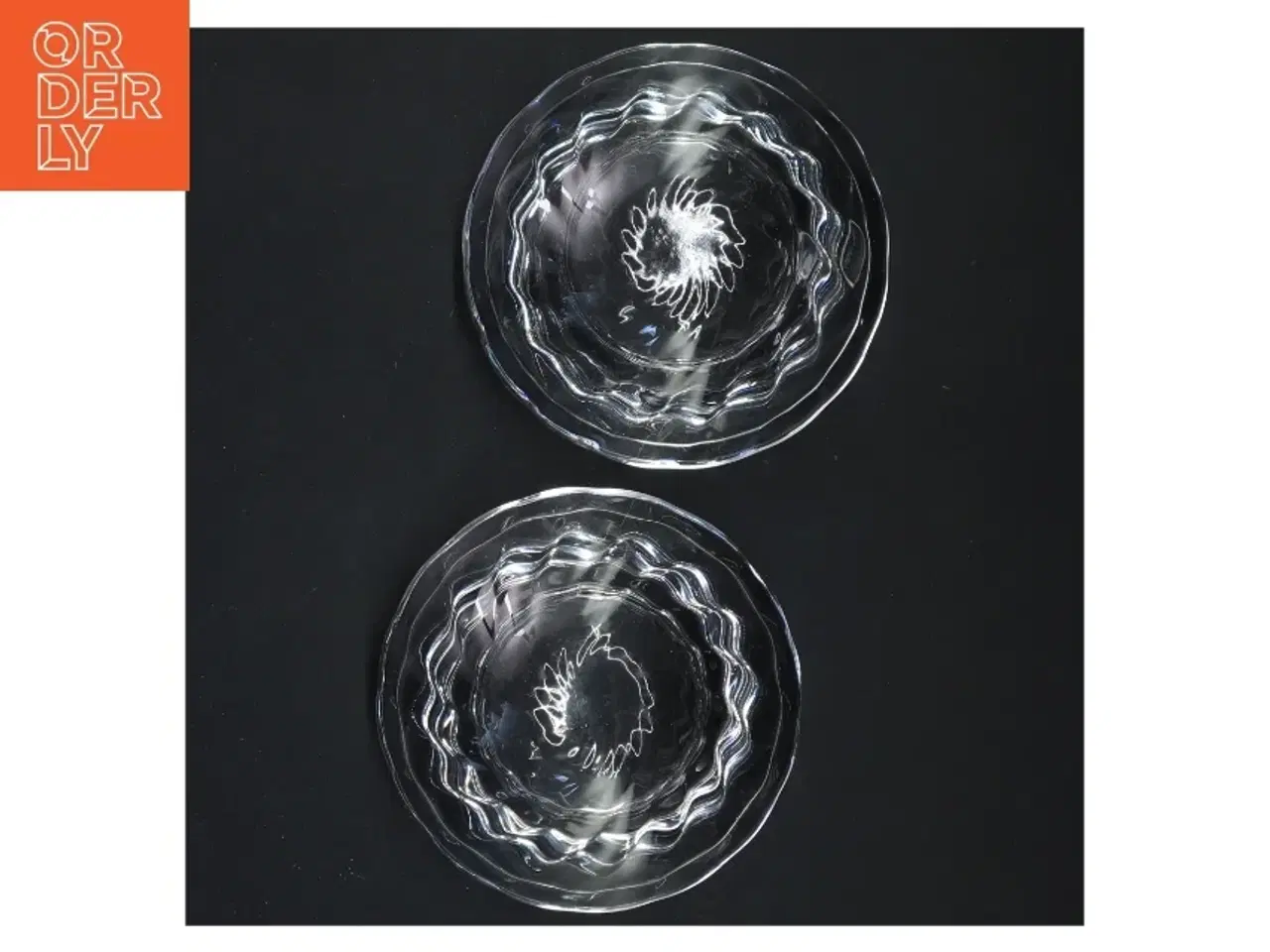 Billede 2 - Glas lysestage fra Holmegaard (str. Ø 12x5 cm)