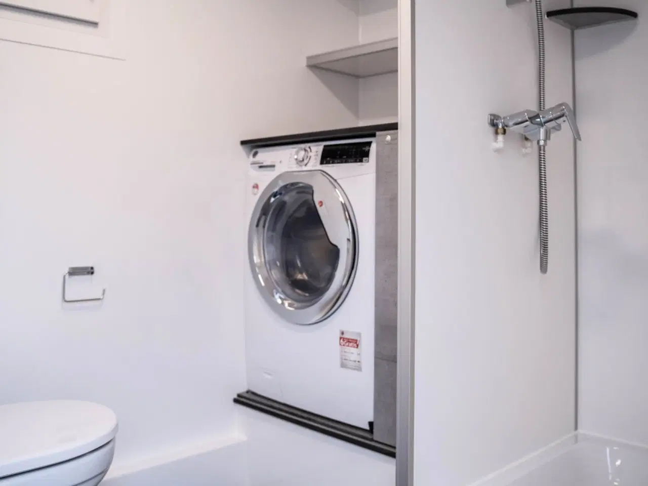 Billede 8 - Type 217: Toilet- & badvogn med kombi vaskemaskine