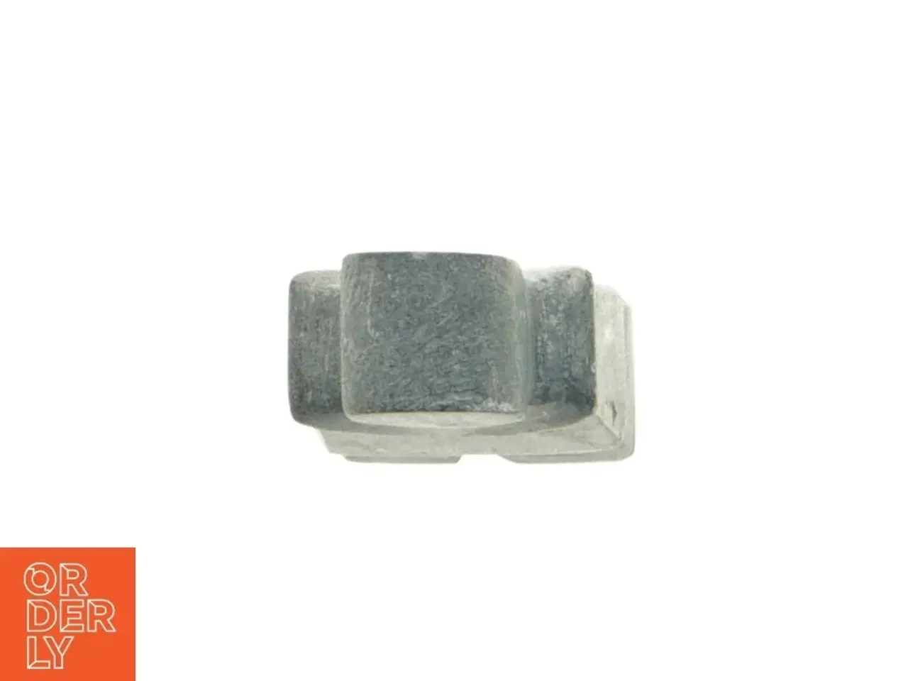 Billede 3 - Grønlandsk figur fra Emil Petersen (str. 10 x 4 x 2,5 cm)