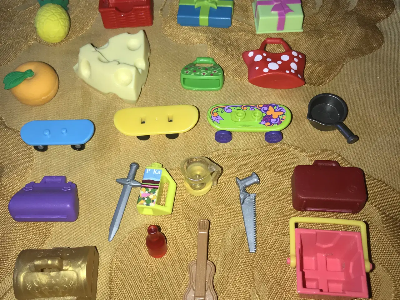 Billede 2 - Dyr, figurer, biler, møbler