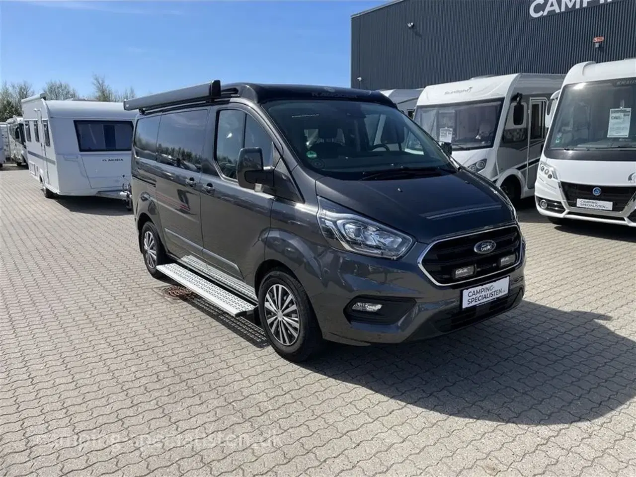 Billede 2 - 2022 - Randger R490   Smart Camper i stil med Califonia og Marco Polo - Randger R490 fra 2022 på Ford - Kan nu opleves hos Camping-Specialisten i Silkeborg