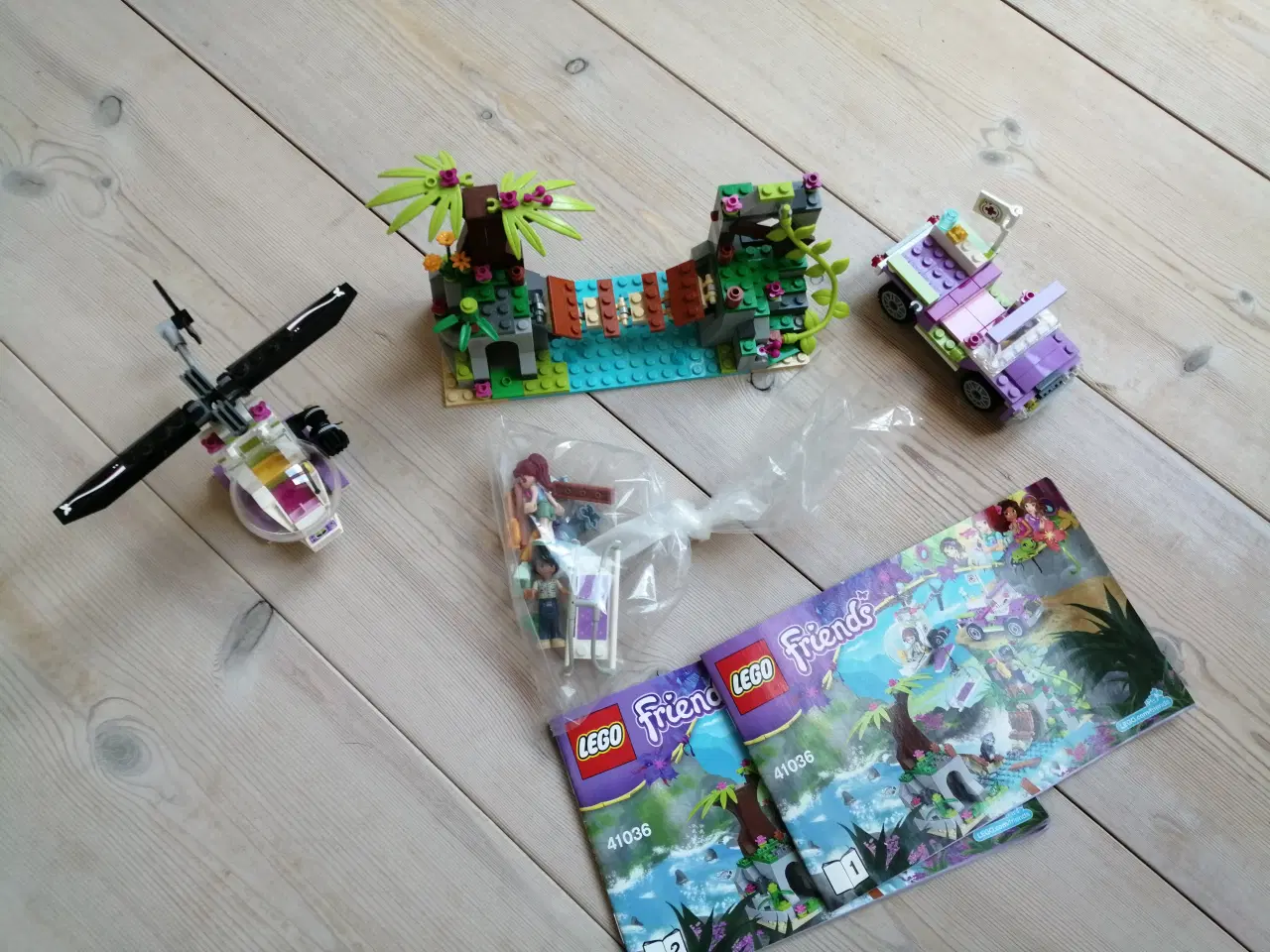 Billede 1 - Lego friends jungleborg m. bil/helikopter (41036)