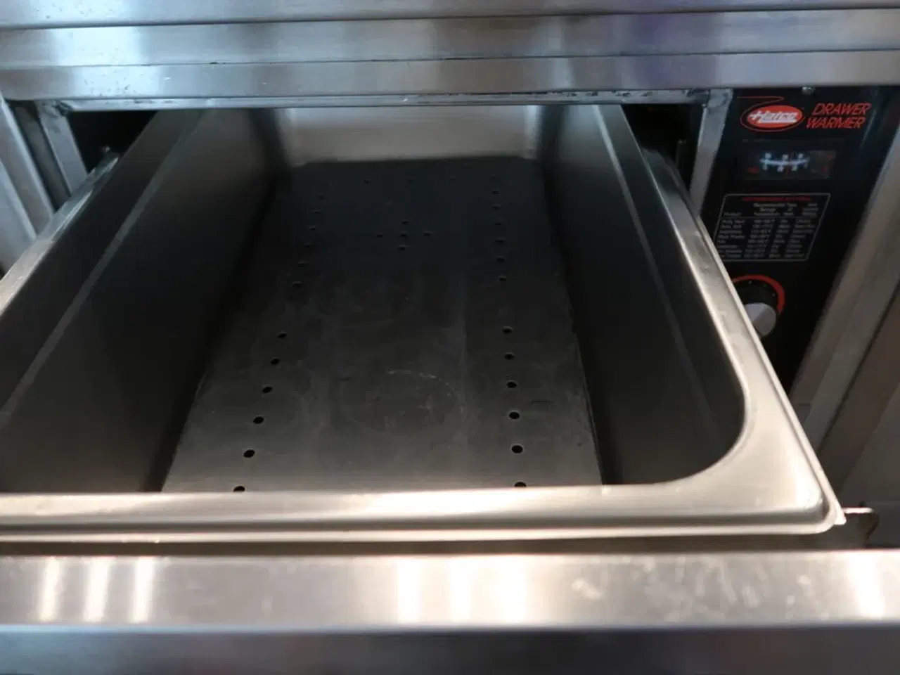 Billede 13 - Rustfri stålbord med varmeskab HENNY PENNY HCW-5