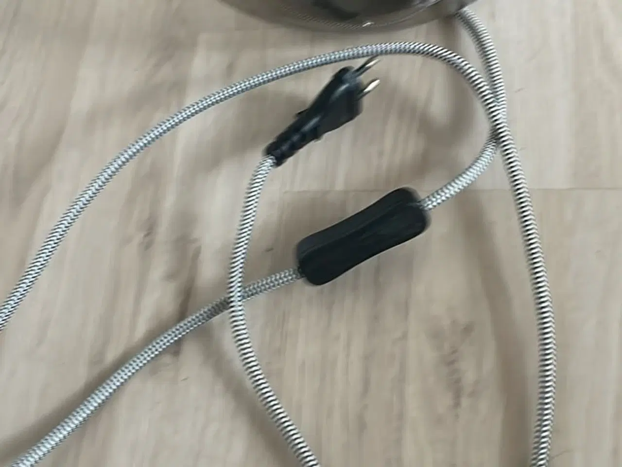 Billede 2 - Bordlampe ikea