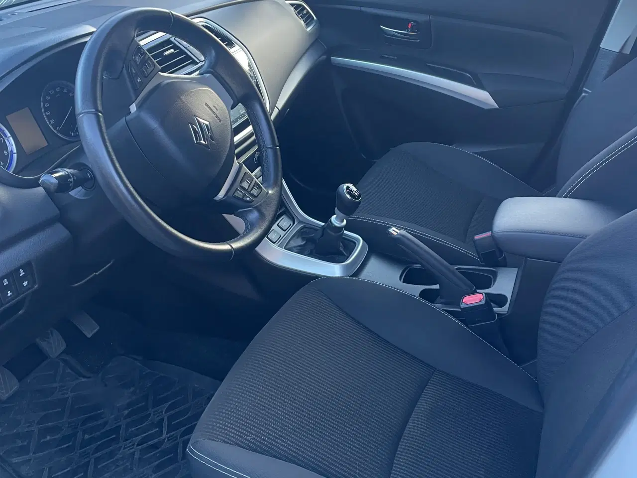 Billede 10 - Suzuki S-Cross 1.4 model Executive 140 Hestekr.