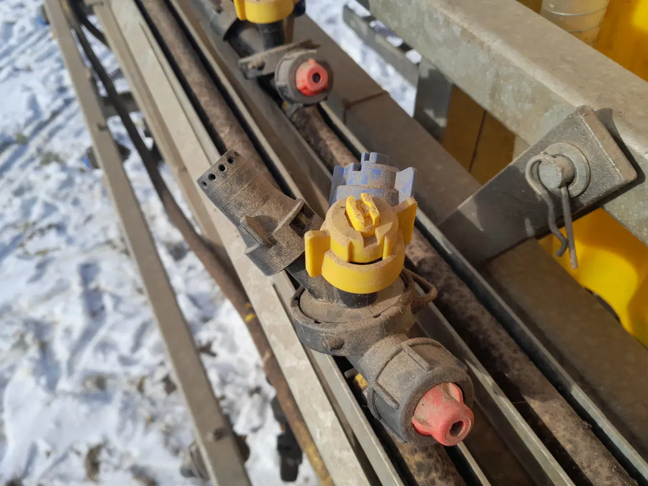 Billede 5 - Jar‑Met 800 L lift‑marksprøjte (12 m Galv. Bom)