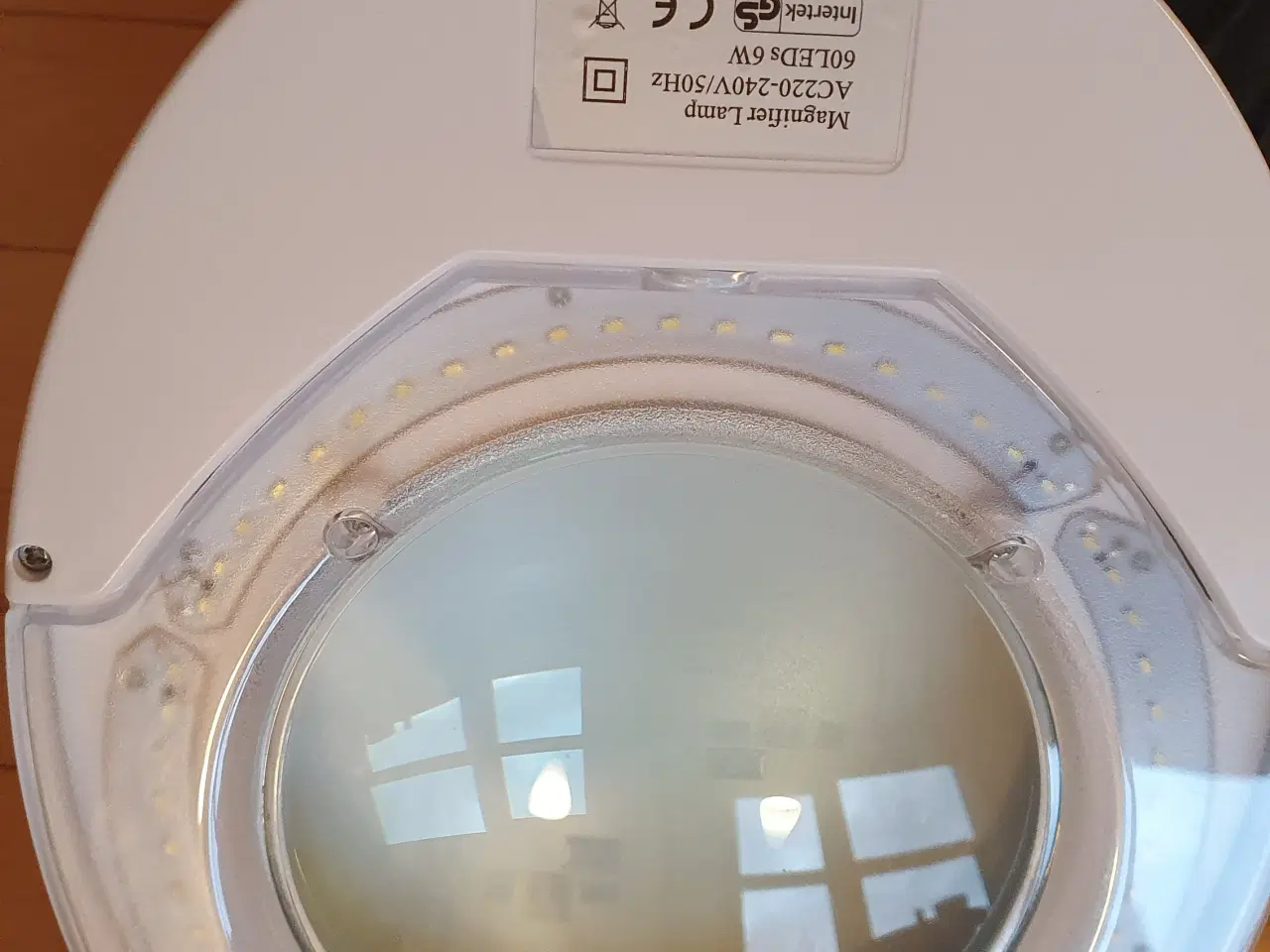 Billede 2 - LED læselampe med forstørrelsesglas