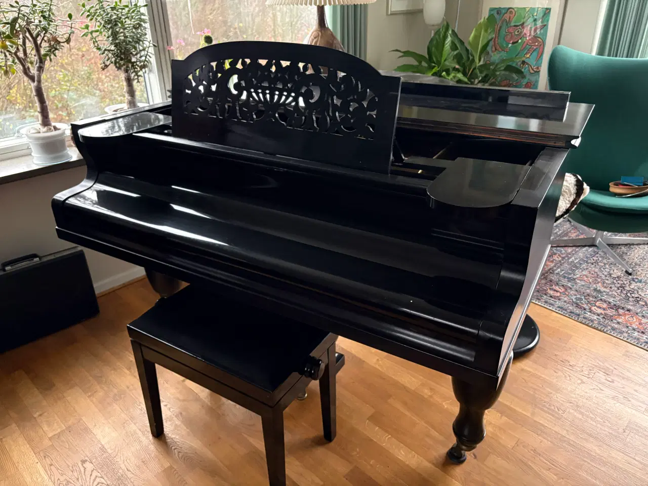 Billede 1 - Sort lakeret Flygel
