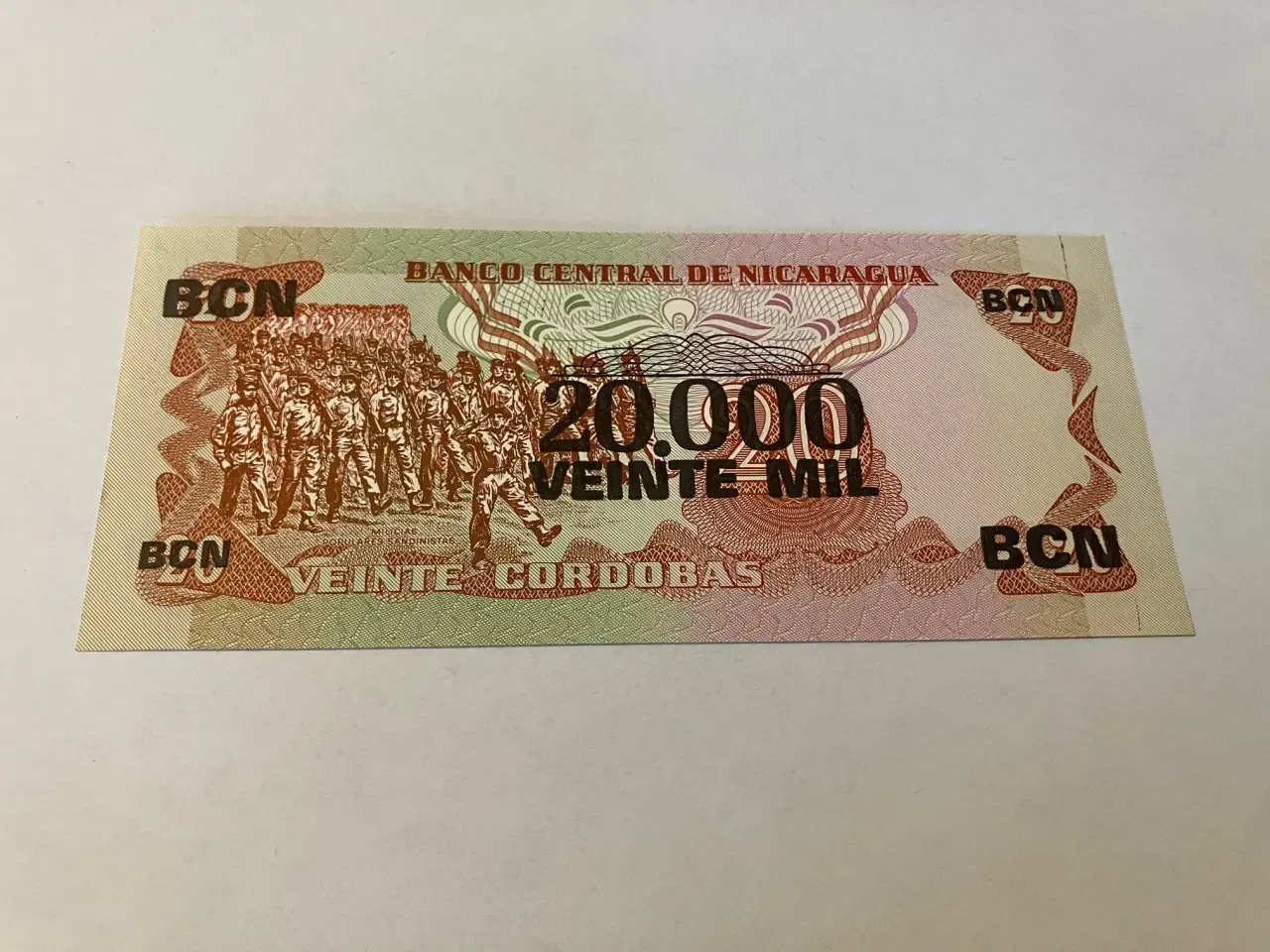 Billede 2 - 20000 Cordobas on 20 Cordobas 1984