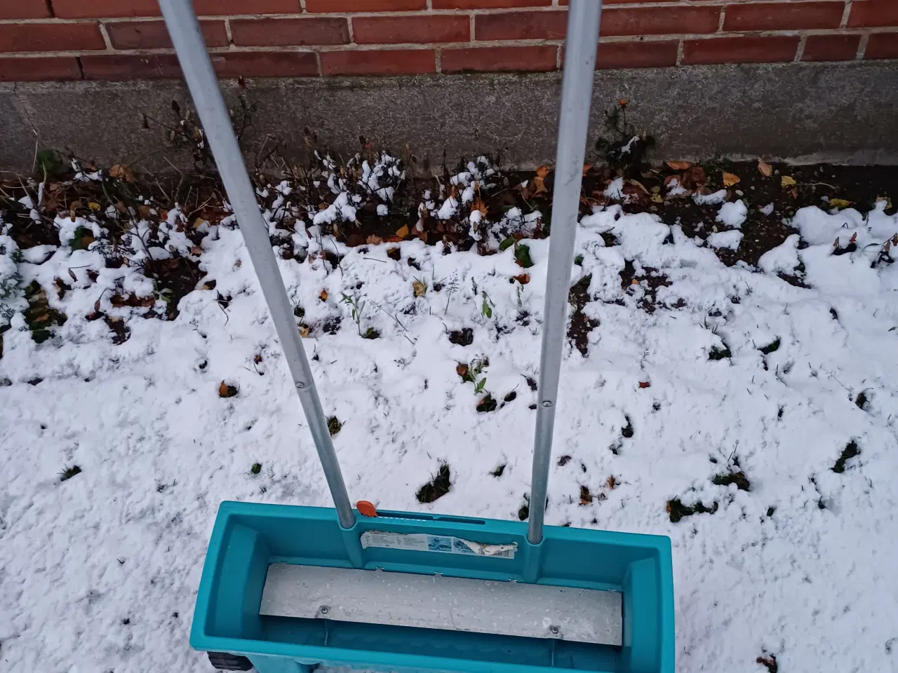 Billede 1 - SALT /  GØDNINGSSPREDER