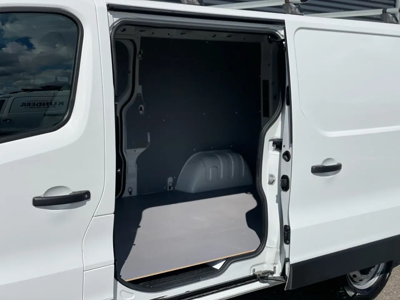 Billede 7 - Renault Trafic T29 L2H1 2,0 DCI 170HK Van 6g Aut.