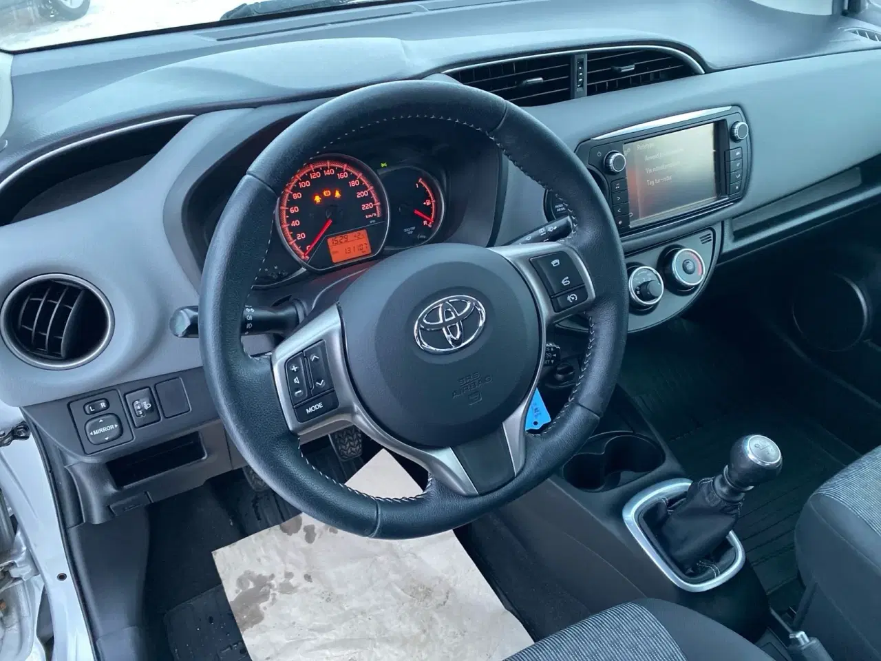 Billede 6 - Toyota Yaris 1,3 VVT-I T2 Limited Edition 100HK 5d 6g