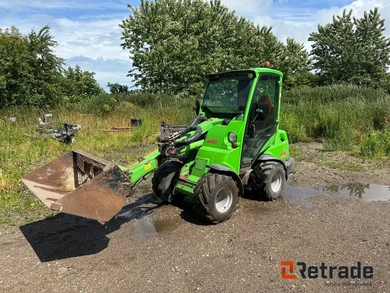 Billede 1 - Avant 640 Med udskud i arm, 165 kg extra kontra vægt, med lys på kabine og blink
