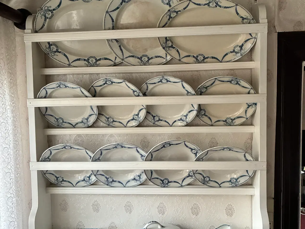 Billede 1 - Tallerkenrække