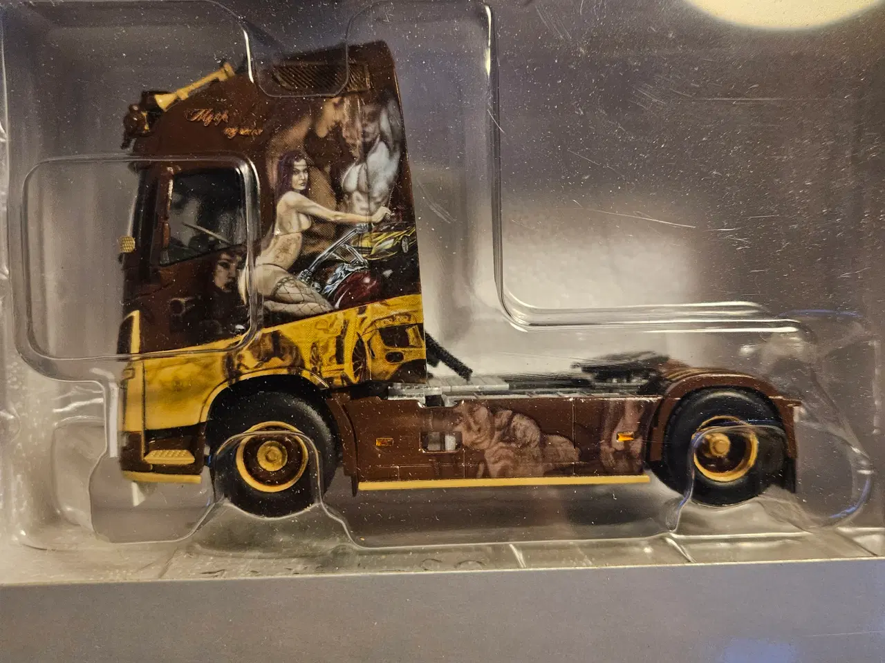 Billede 5 - Wsi volvo modellastbiler 1:50