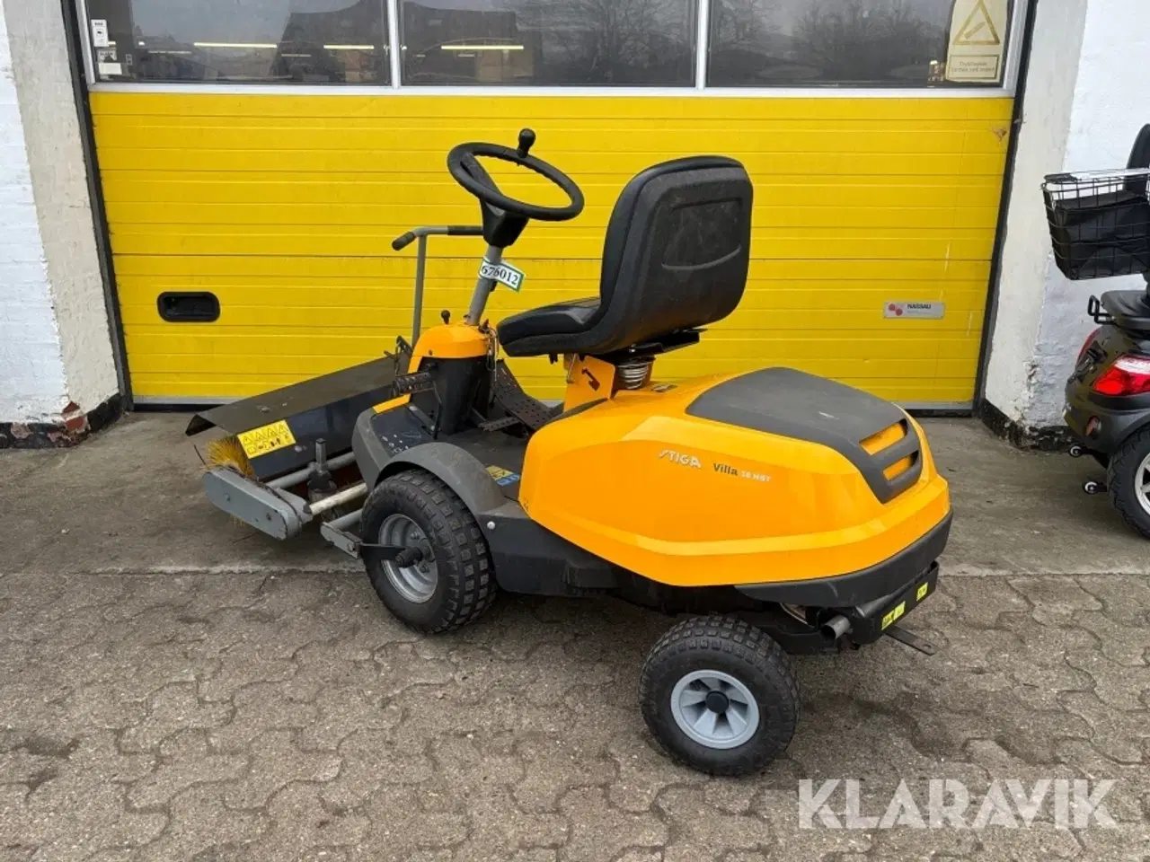 Billede 2 - Fejemaskine Stiga Villa 16 HST