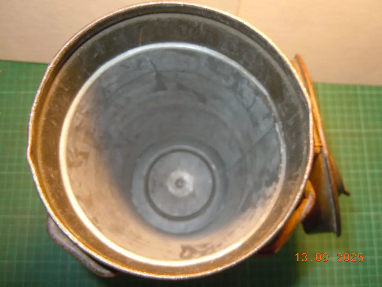 Billede 6 - Tysk gasmaske i beholder.