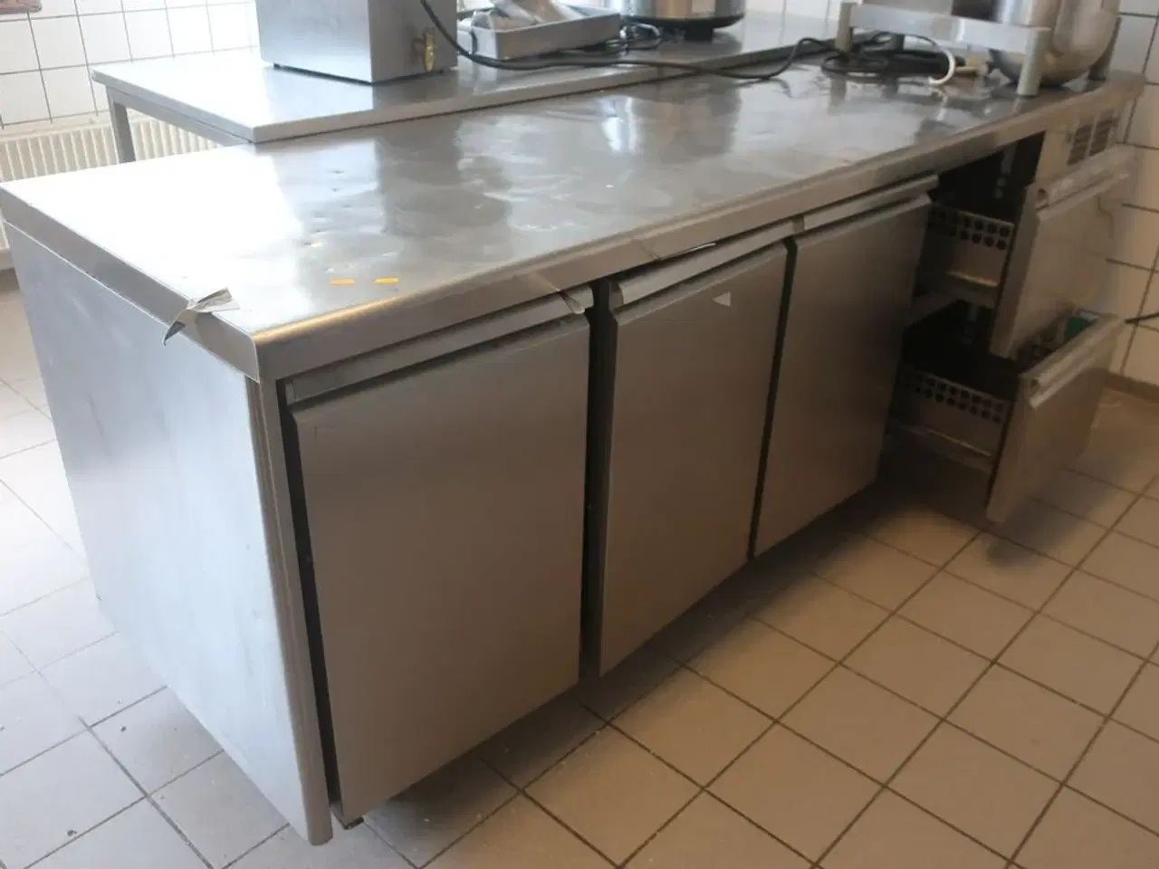 Billede 1 - Kølebord