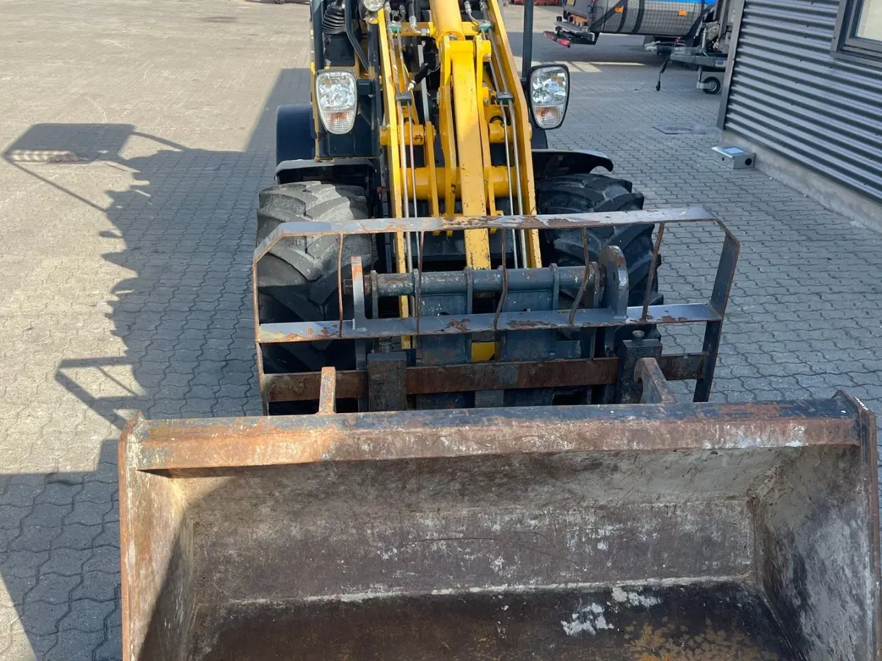 Billede 3 - Gehl al400 2800kg minilæsser med skovl og gafler