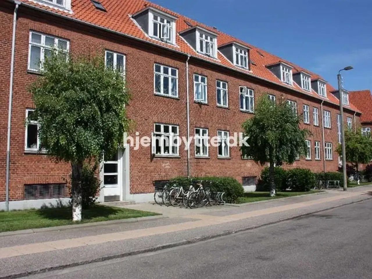 Billede 1 - Hjembytte - Hvidbjergvej