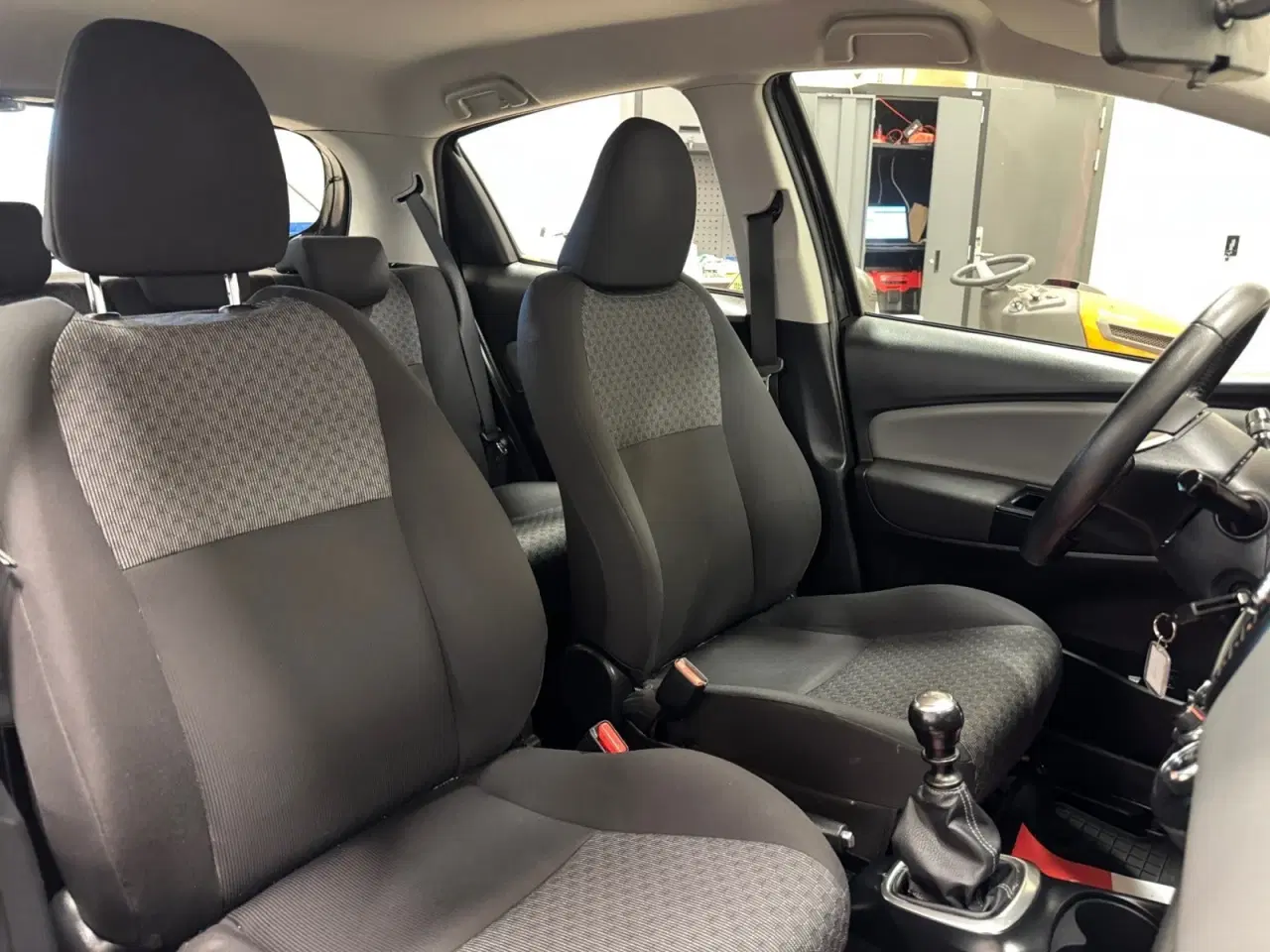 Billede 12 - Toyota Yaris 1,3 VVT-i Style Edition