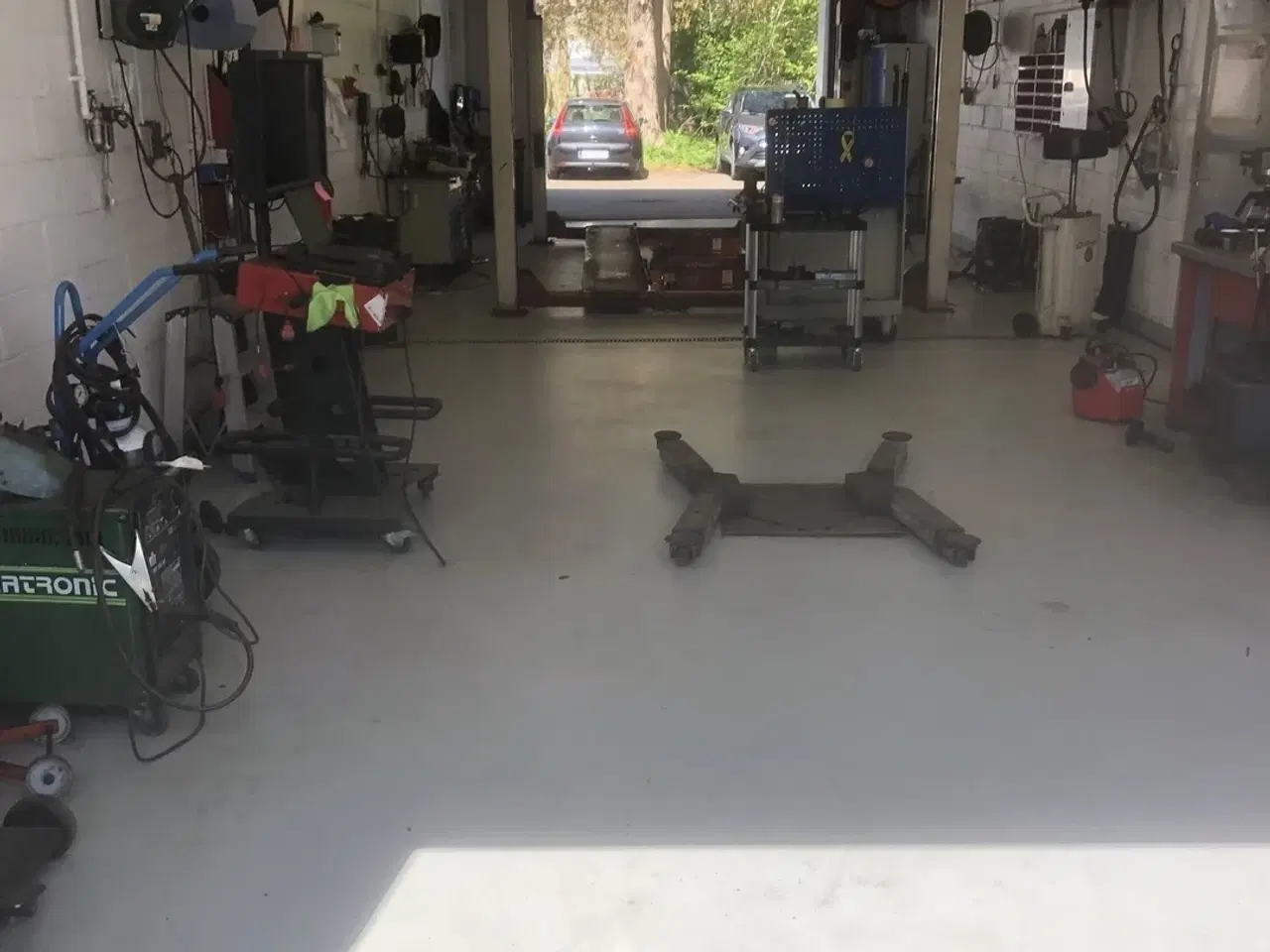 Billede 8 - Automobiler - salg og værksteder