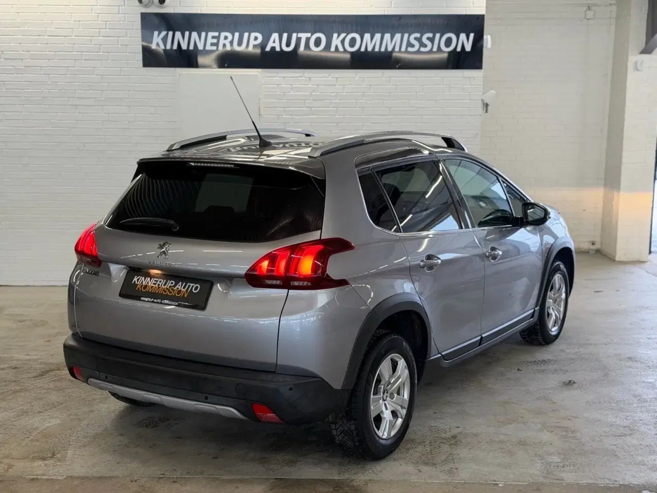 Billede 2 - Peugeot 2008 1,2 e-THP Allure Sky 110HK 5d