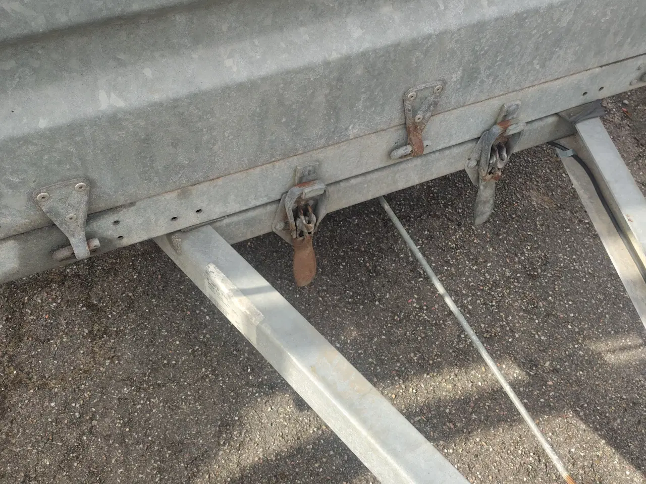 Billede 3 - Trailer med vippe funtion. 