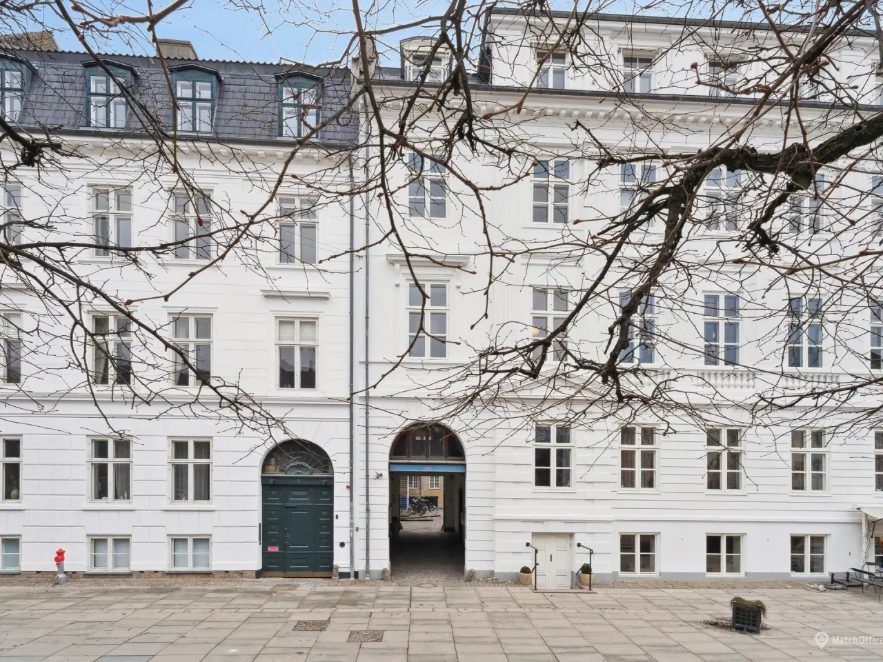 Billede 1 - Investering erhvervsejerlejlighed udlejet til kontor