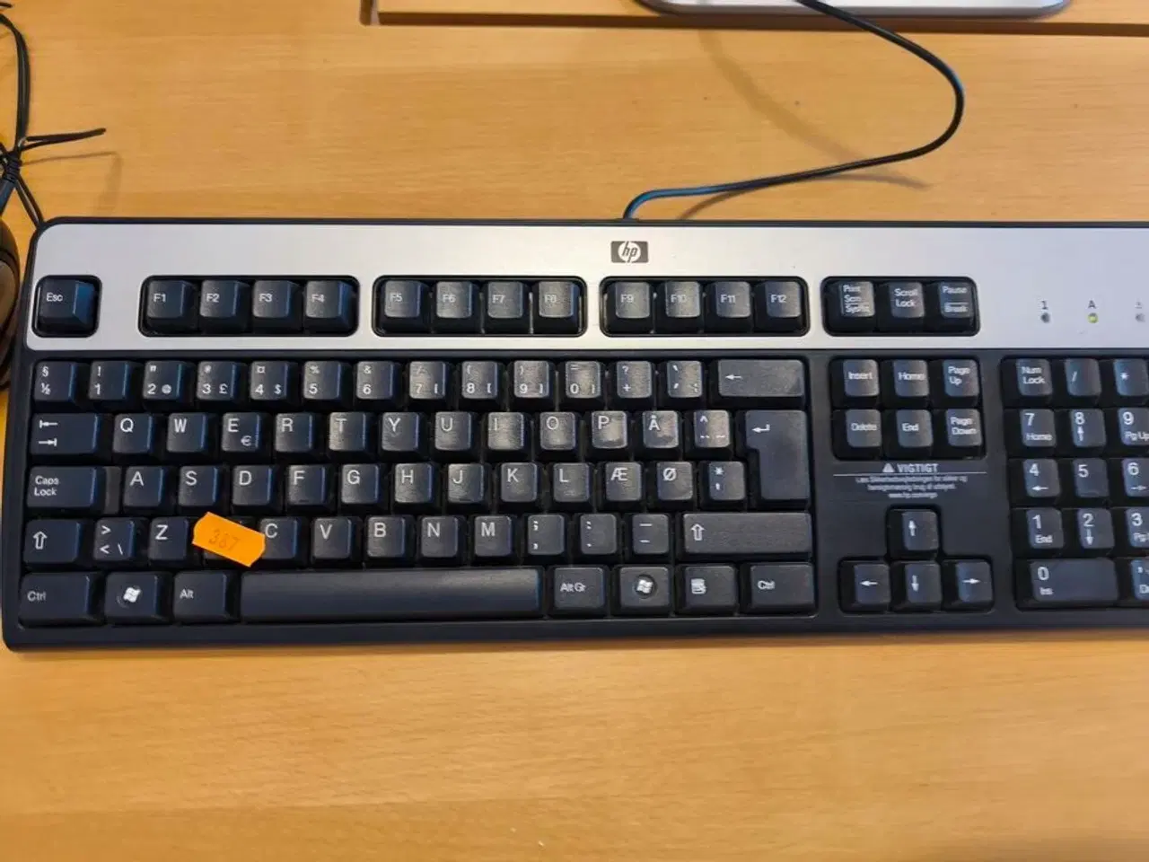 Billede 2 - Skærm 22" m. tastatur HP L2206w (PC medfølger ikke)