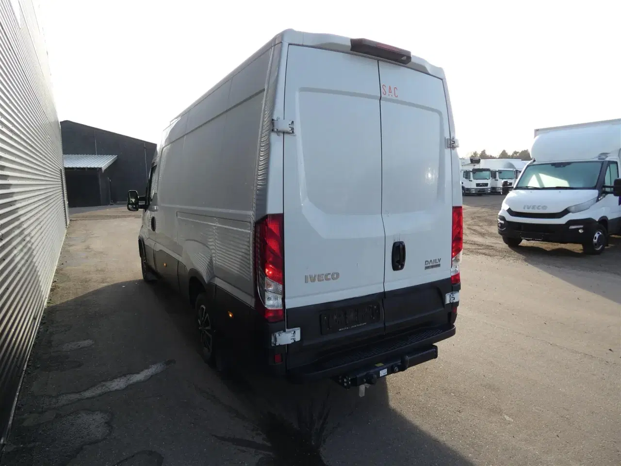 Billede 7 - Iveco Daily 35S18 12m3 3,0 D 180HK Van 8g Aut.