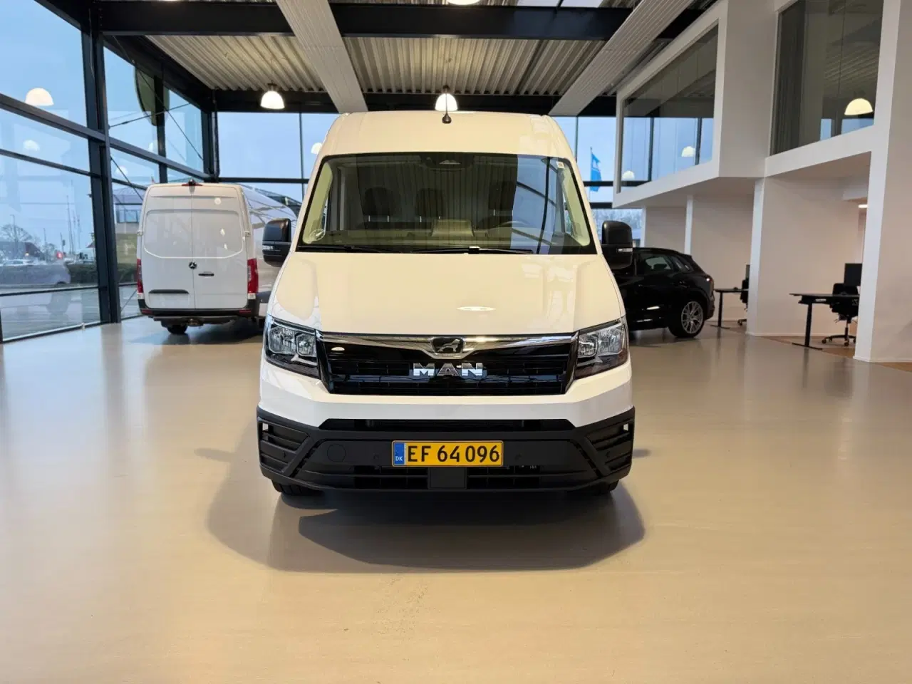 Billede 2 - MAN TGE 2,0 3.180 Kassevogn L3H3 aut. FWD