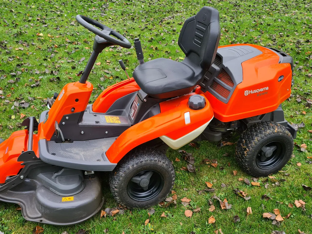 Billede 5 - Husqvarna r 214 tc