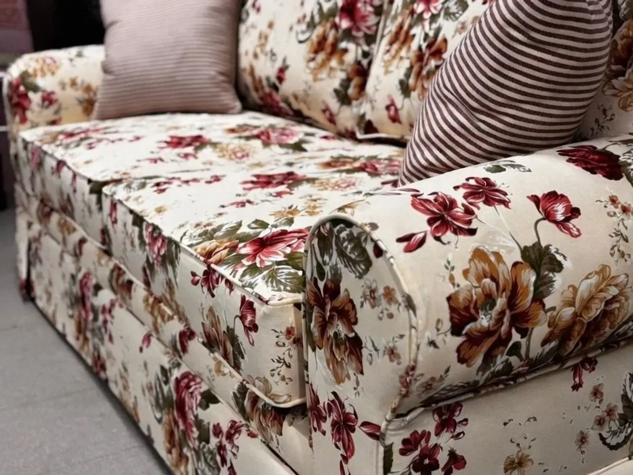 Billede 3 - Elegant 2-personers sofa.❤️