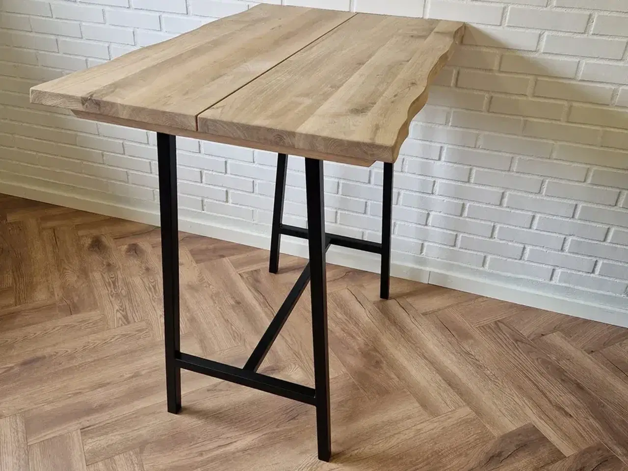 Billede 5 - Nyt barbord 30 mm massivt egetræ hvidolieret 