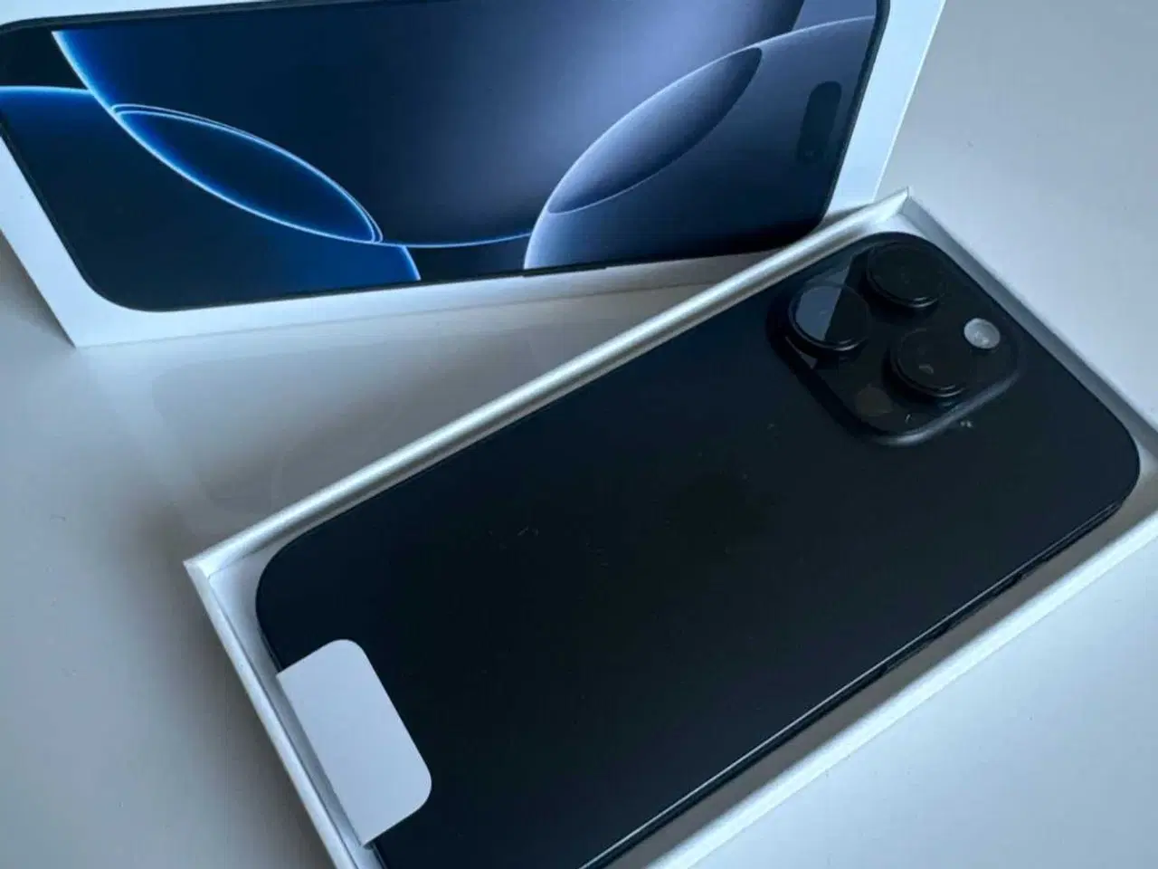 Billede 2 - Helt ny iPhone 16 PRO selges