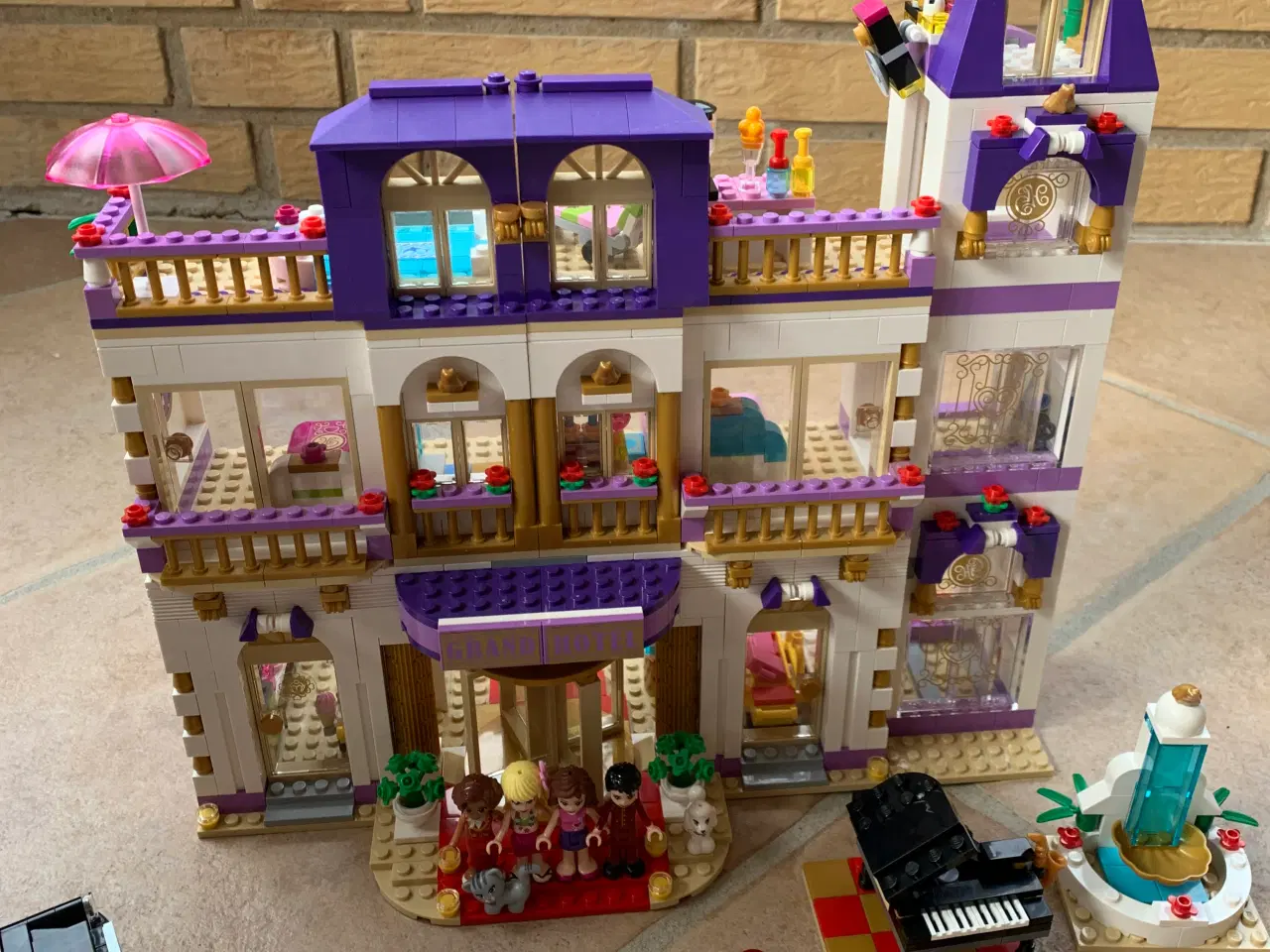 Billede 3 - Lego Friends 41101 Grand Hotel 