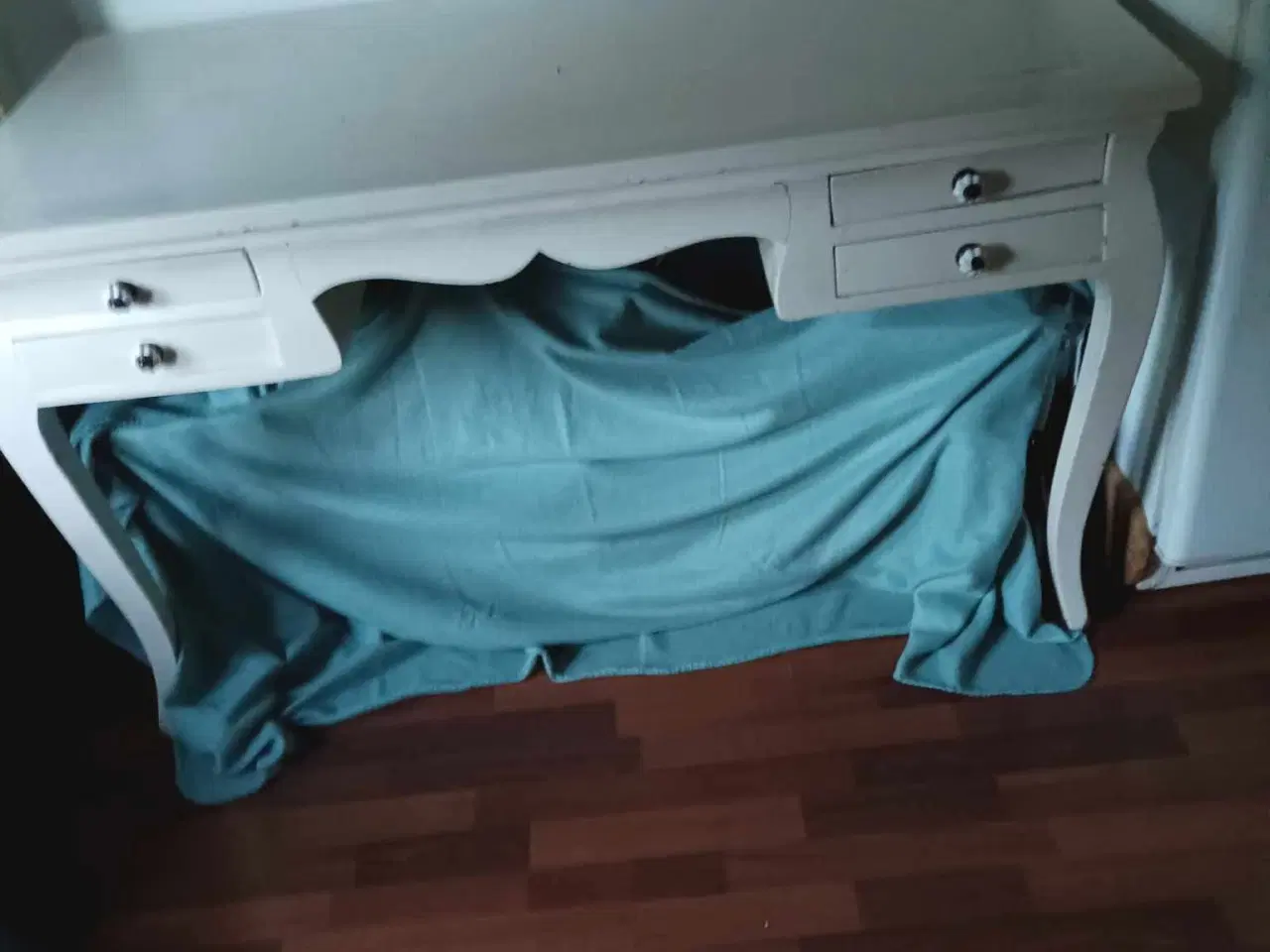 Billede 2 - Sminkebord eller andet 