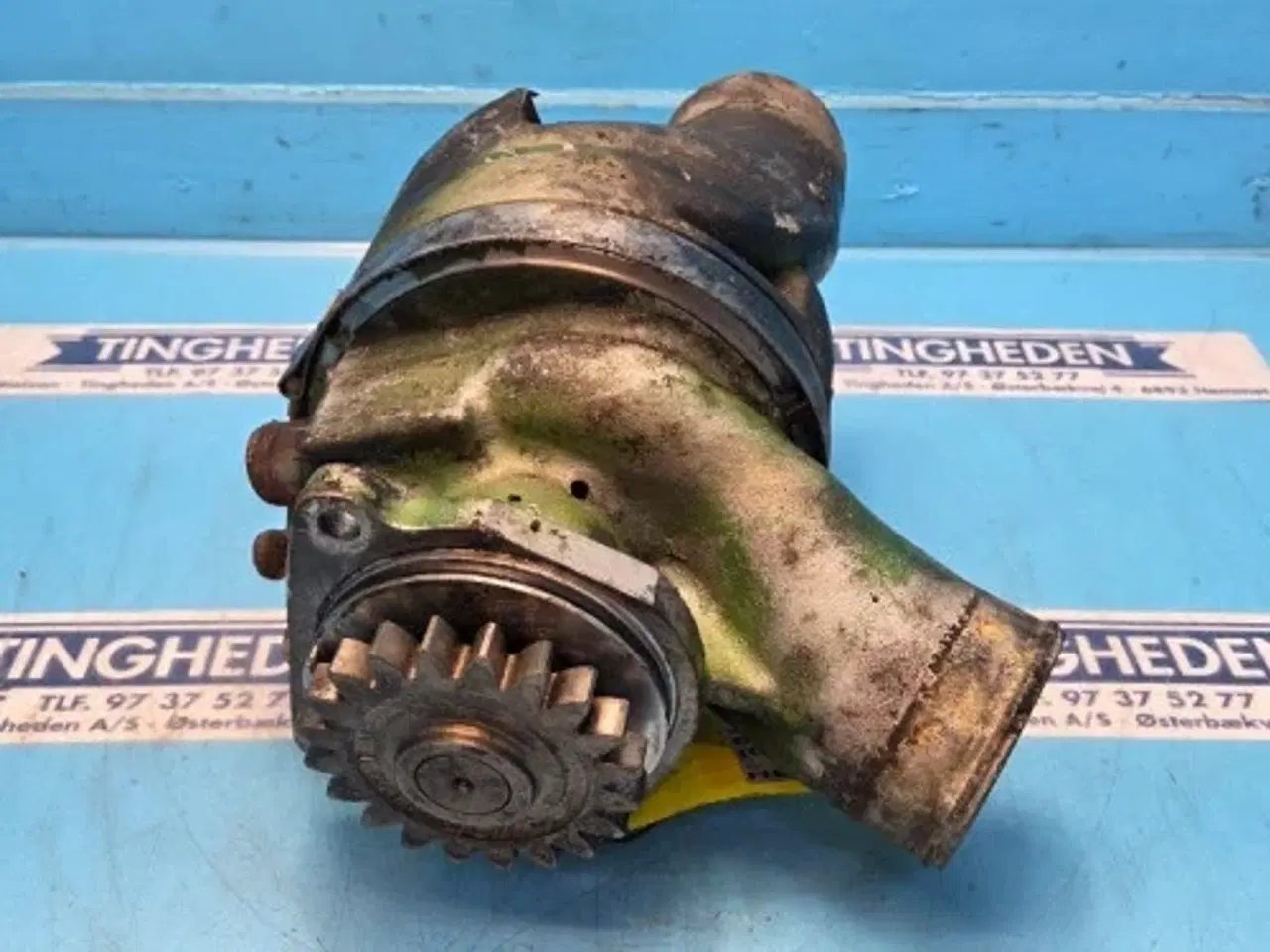 Billede 9 - John Deere 6125HZ001 Vandpumpe RE53538