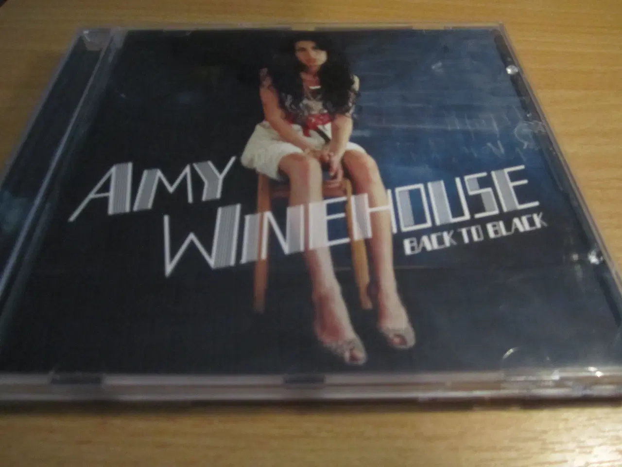 Billede 1 - AMY WINEHOUSE. Back to black.