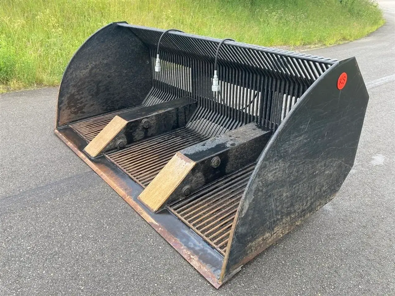 Billede 4 - KS Højtipskovl for kartofler Demoskovl 11-2023 buede gavle KS edition