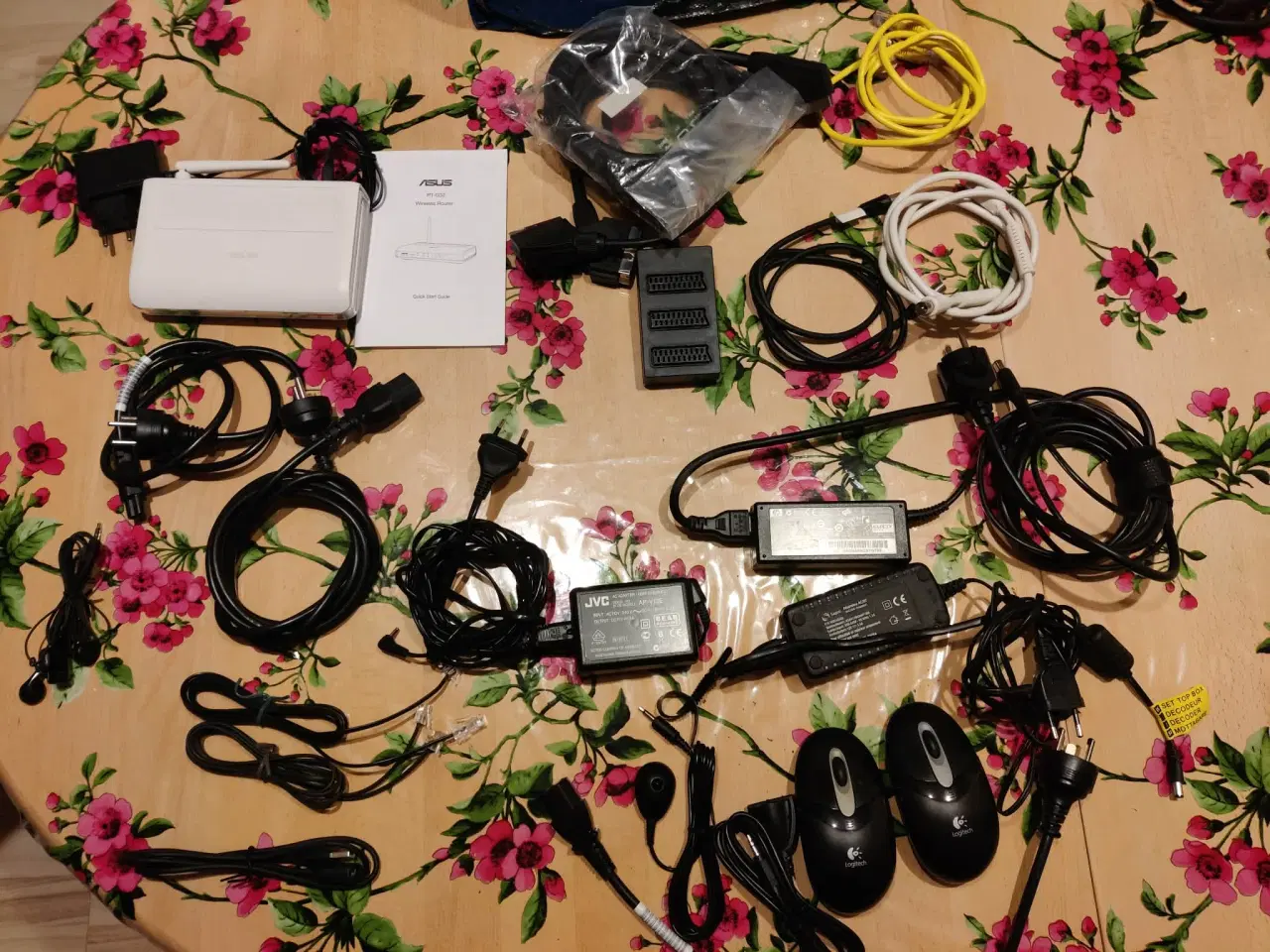 Billede 3 - Kabler og adaptere