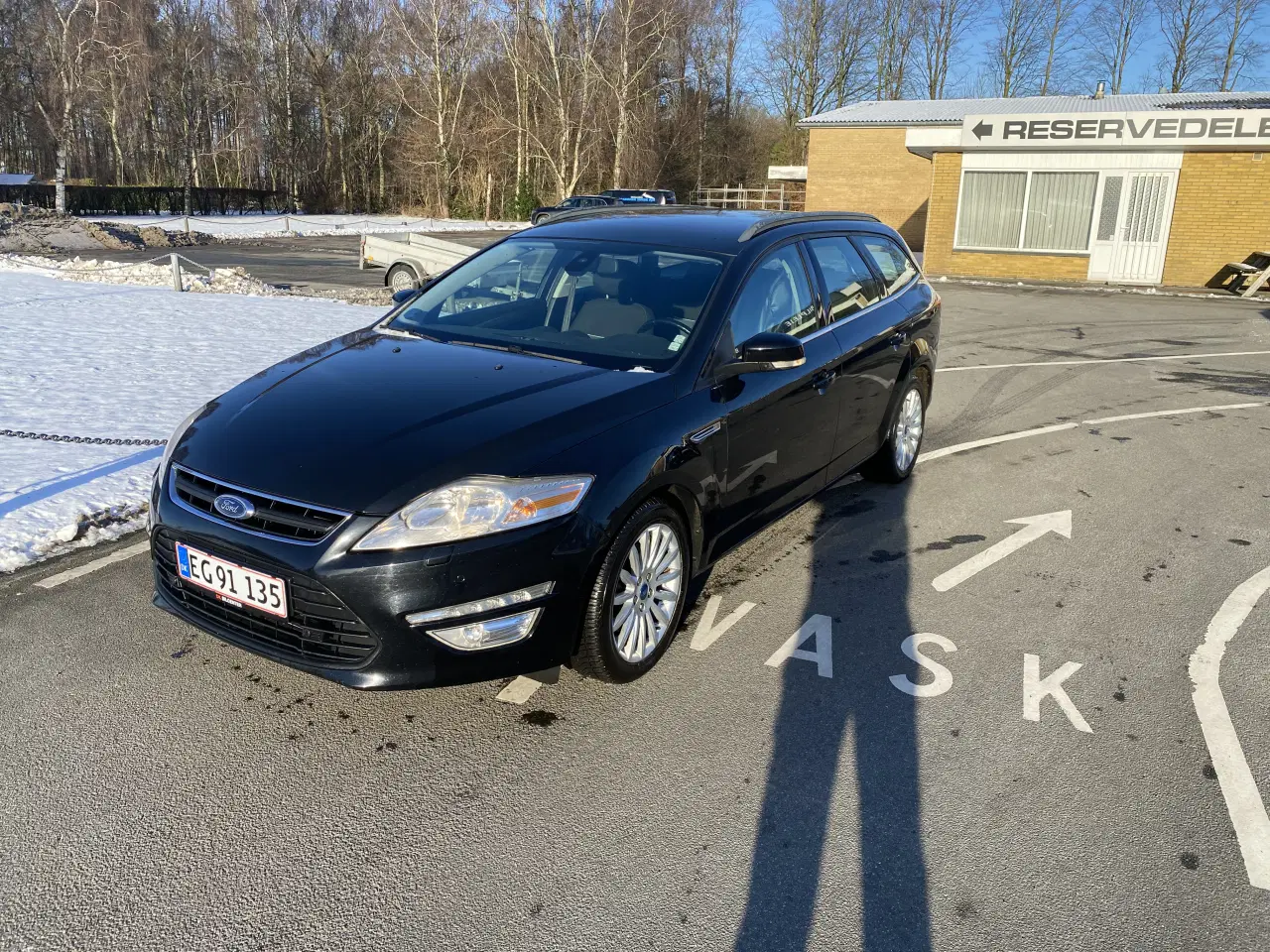 Billede 1 - Ford Mondeo med automat gear og træk til 2000 kg. 