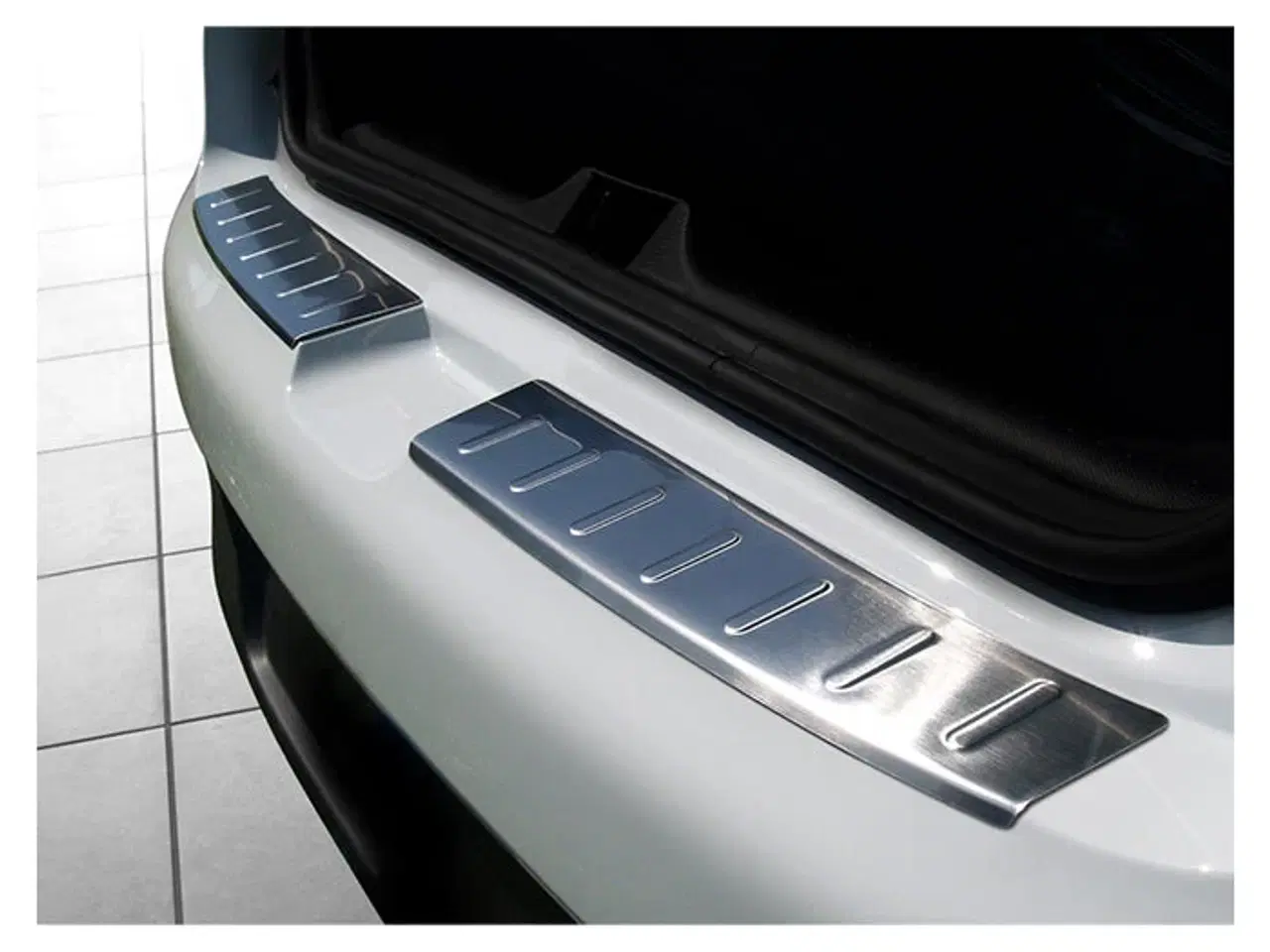 Billede 1 - Læssekantbeskytter Renault Clio IV 5D 2012-2019- Stål