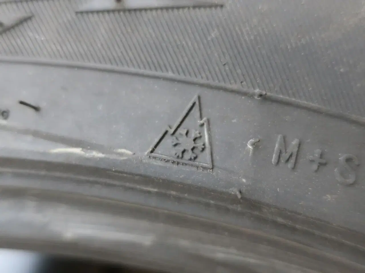 Billede 6 - Dæk NOKIAN TYRES 265/45R21