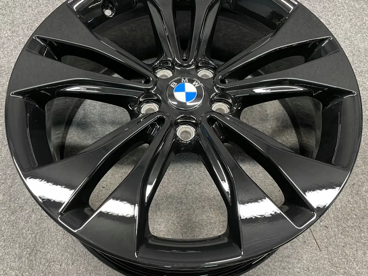 Billede 1 - BMW X1 F48 X2 F39 2 F45 18 7,5J x 18' 5x112 WZ 567