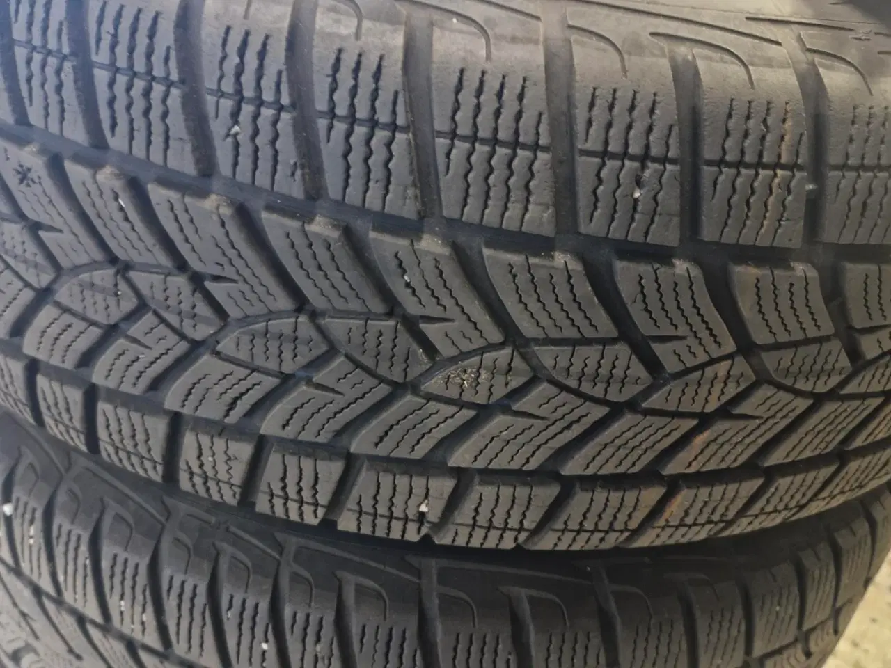 Billede 2 - VW Touran vinterhjul