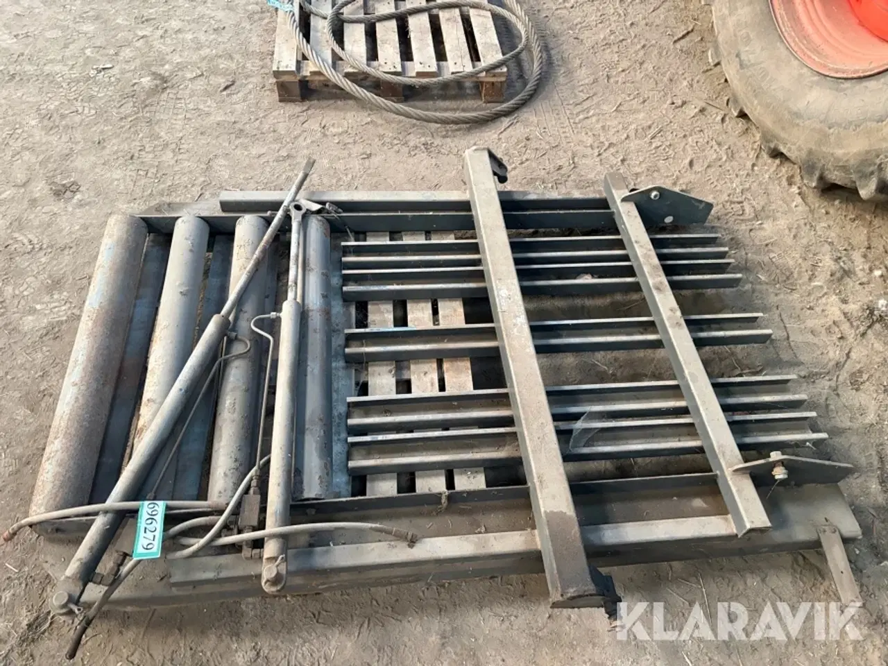 Billede 9 - Indføring modul - passer på en Claas Quadrant presser