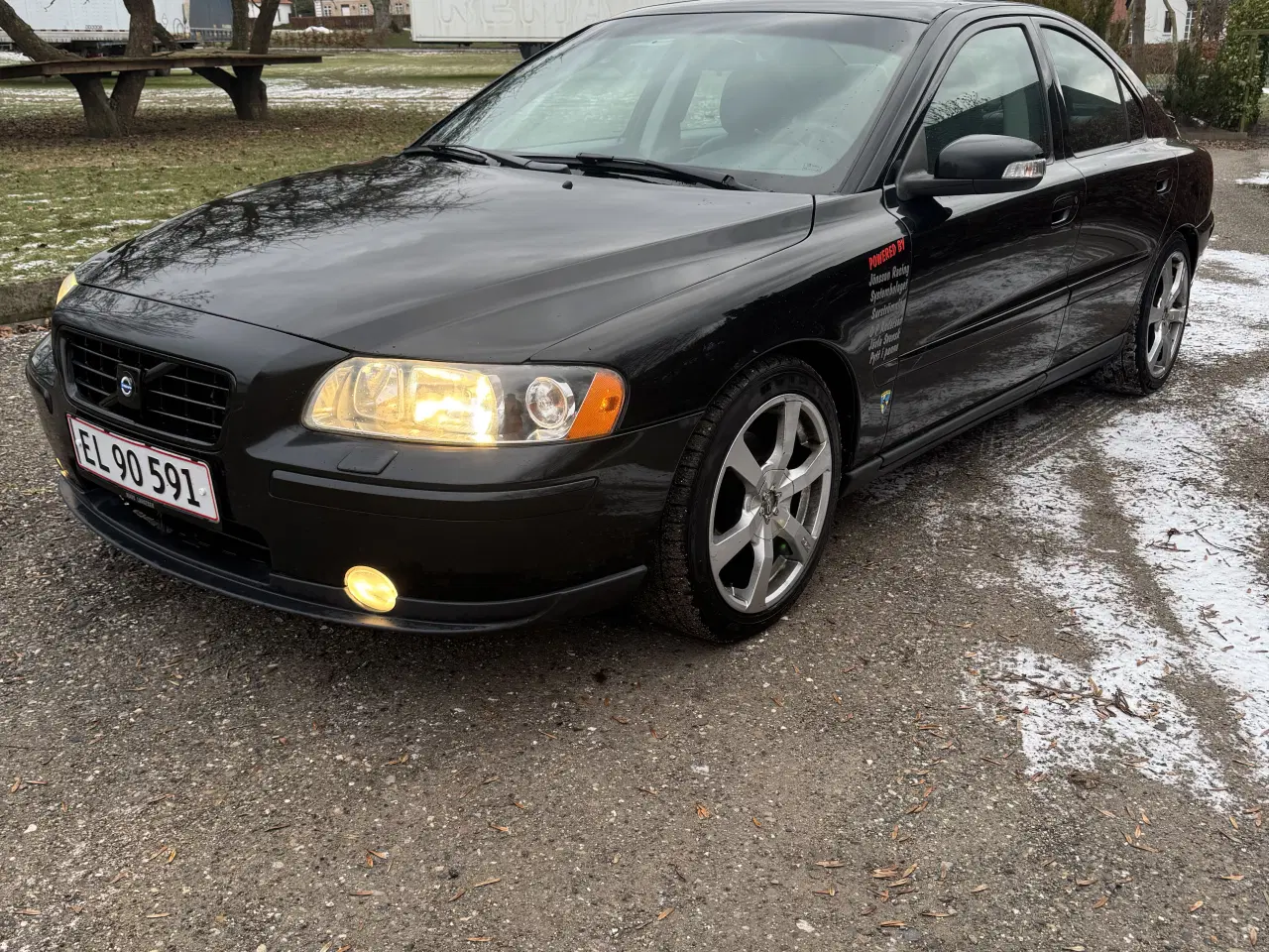 Billede 1 - Volvo S60 kører fejlfri og godt 