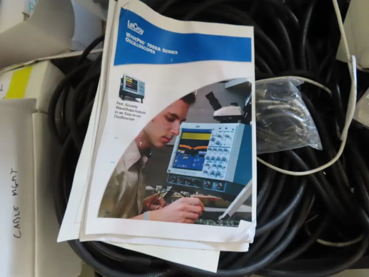 Billede 27 - Palle med rester fra TC ELECTRONIC